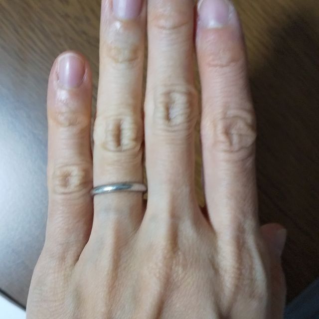 【カルティエ(Cartier)の口コミ】 
カルティエというハイブランドで、年齢を重ねても気に入ってもらえる気が…