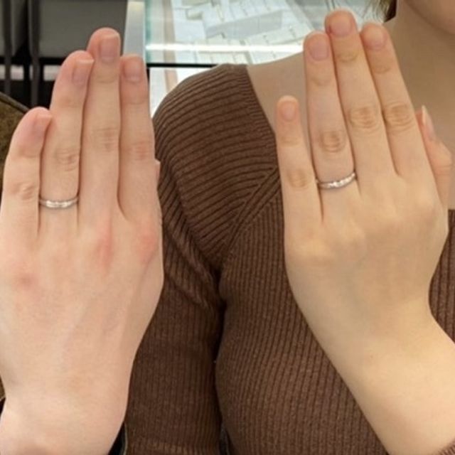 【アイプリモ(I-PRIMO)の口コミ】 トレンド色の強いものよりも、自分たちらしいものを軸に探しました。1ブラ…