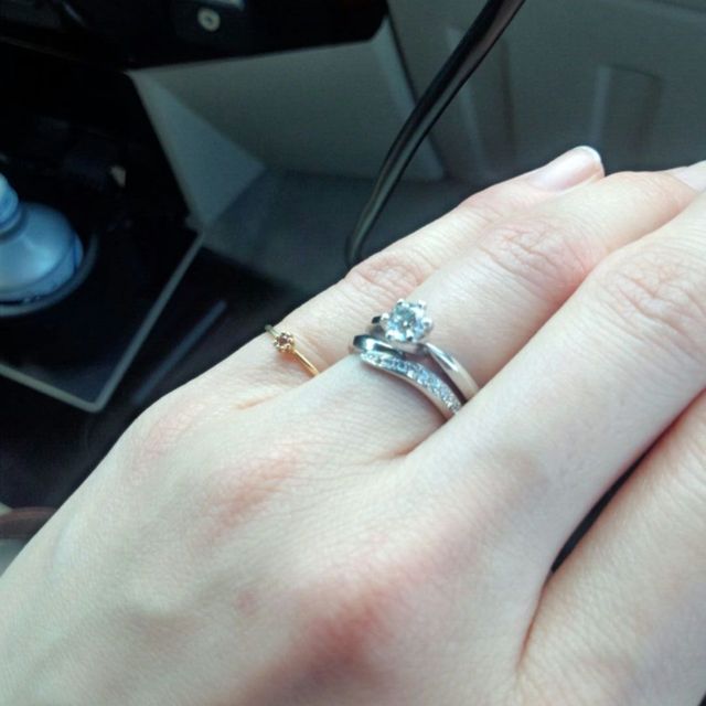 【TANZO.(鍛造指輪)の口コミ】 鍛えられた地金を二つにして二人の指輪を作るというのが、離れていてもつ…