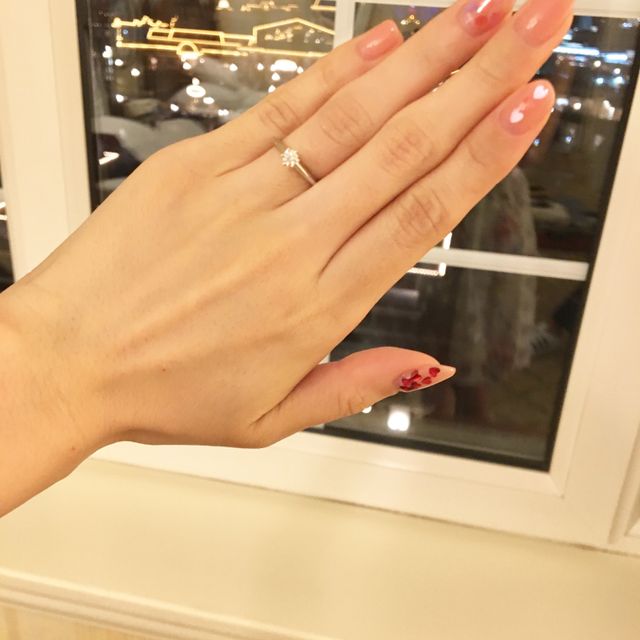 【ティファニー(Tiffany & Co.)の口コミ】 シンプルなダイヤのデザインがお気に入りです。ダイヤの種類は選べました…