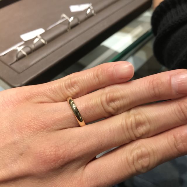 【アイプリモ(I-PRIMO)の口コミ】 ゴールドの指輪を探している中でこちらのお店で紹介された一品。シャンパ…