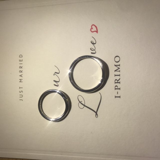 【アイプリモ(I-PRIMO)の口コミ】 店頭にて、様々な指輪の中から試着を行いながら選ぶ事ができました。
店員…