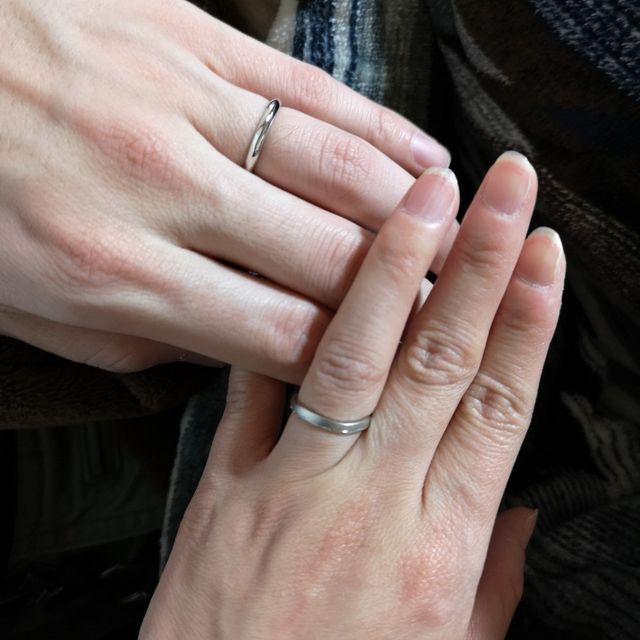 【GALA JEWELRY(ガラジュエリー)の口コミ】 ゆびわのデザインは、シンプルなものが良かったです。それと変色したり傷…