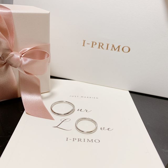 【アイプリモ(I-PRIMO)の口コミ】 以前に細身のペアリングを付けていたので、お互い細身のリングがいいなと…