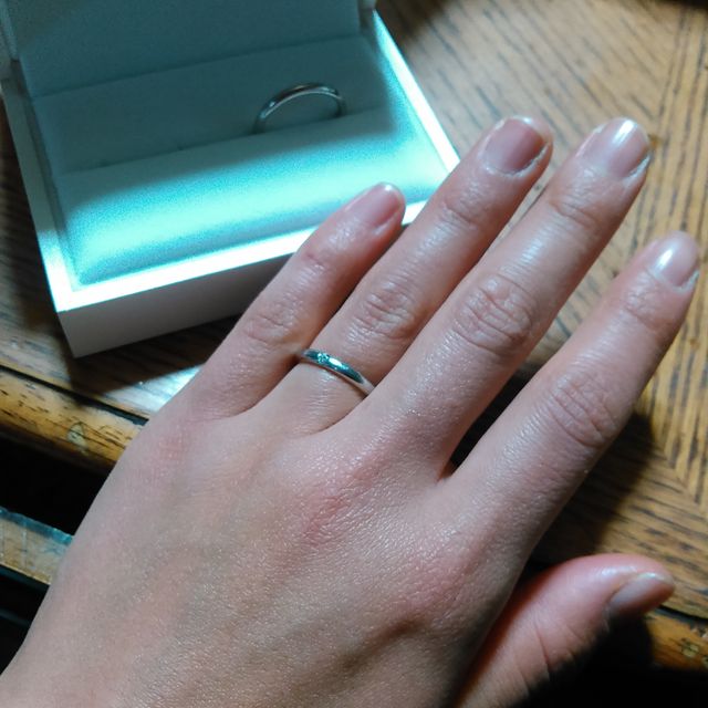 【ギンザタナカブライダル(GINZA TANAKA BRIDAL)の口コミ】 結婚指輪はシンプルなものが欲しかったのですが、とてもシンプルなデザイ…