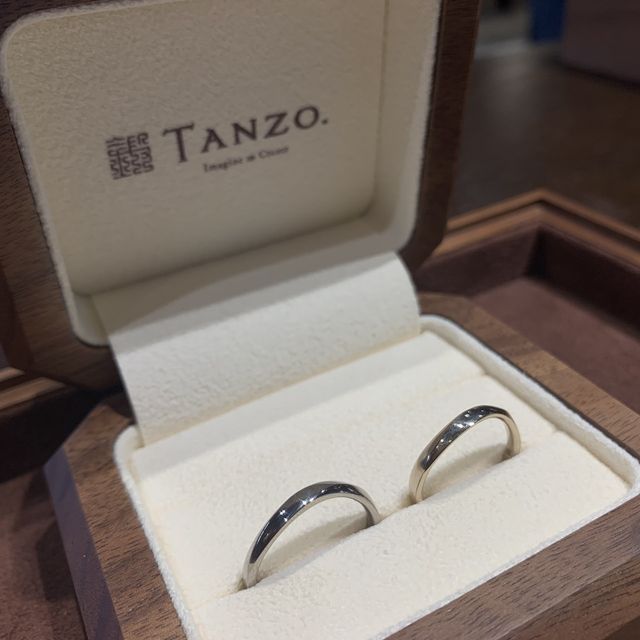 【TANZO.(鍛造指輪)の口コミ】 ゼクシィの指輪カタログを見ていて唯一惹かれたのがこのお店のこのデザイ…