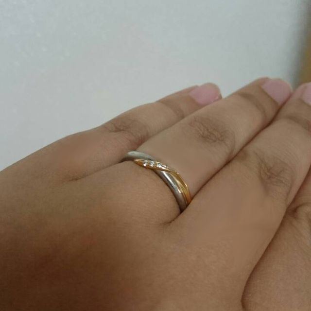 【LEHAIM(レハイム)の口コミ】 婚約指輪と結婚指輪はセット販売ではなかったんですが、重ね付けしても合…