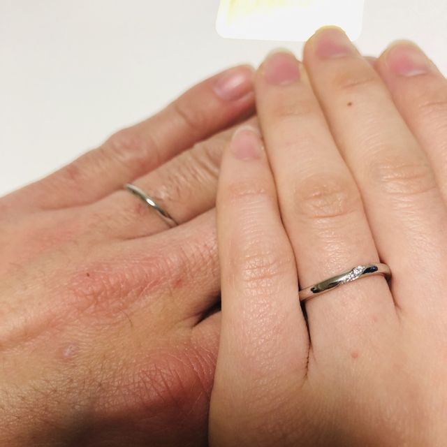 【アイプリモ(I-PRIMO)の口コミ】 最初はシンプルなものを探していましたが、色々みてみると少しキラキラし…