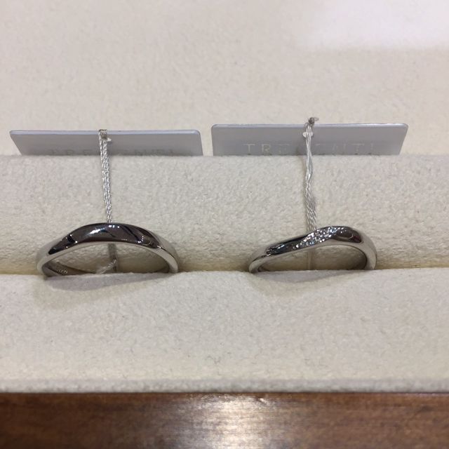 【TRECENTI(トレセンテ)の口コミ】 プラチナの見え方がよく、しっかりとした輝きで結婚指輪感がでていた。真…