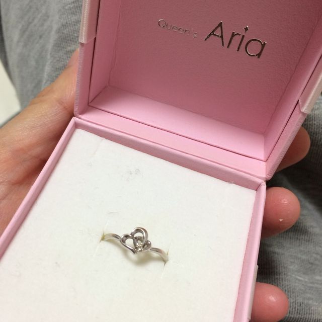 【Queen's Ariaの口コミ】 予算もあったので、予算を基準に指輪の価格から、指輪のデザインで決まり…