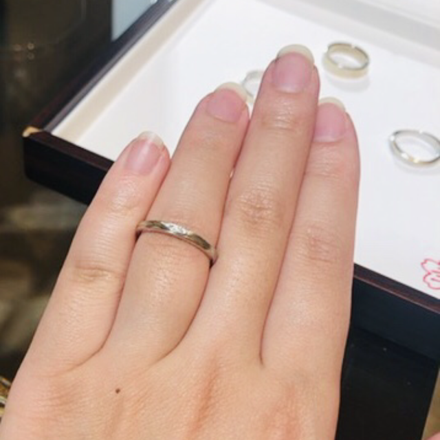 【杢目金屋(もくめがねや)の口コミ】 デザインはサンプルですが、フルオーダーで好きなデザインにできます。木…