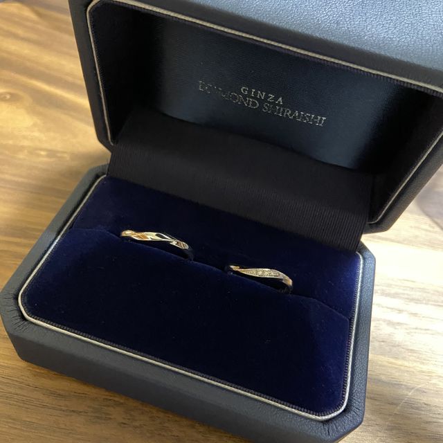 【銀座ダイヤモンドシライシの口コミ】 結婚指輪を探していて1軒目に行きましたが、気に入ったリングがあり即決し…