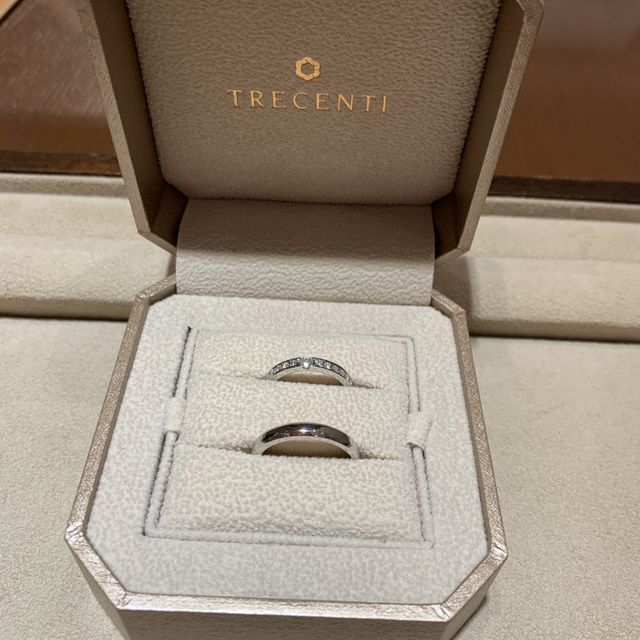 【TRECENTI(トレセンテ)の口コミ】 最初違う指輪を見ていたのですが、双子ダイヤモンドを見た瞬間これだ！っ…