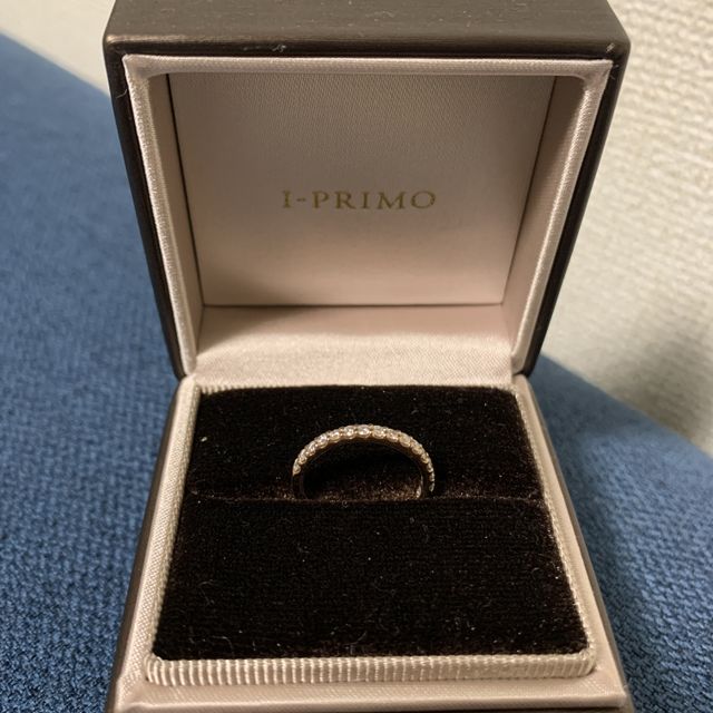 【アイプリモ(I-PRIMO)の口コミ】 結婚指輪と重ね付けを希望しており、ダイヤが主張していないエタニティリ…