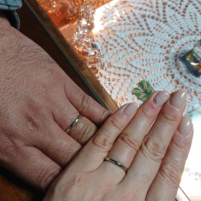 【uchimari(ウチマリ)の口コミ】 前々からインスタグラムで色々な指輪を検索して調べていましたが、とにか…