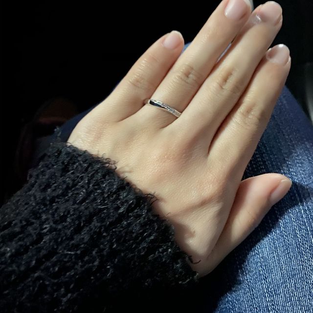 【OCTAVE(オクターヴ)の口コミ】 2人ともお互いに気に入ったデザインがあったこと。他の指輪に比べて幅があ…