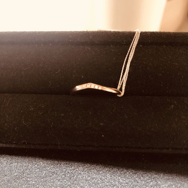 【TRECENTI(トレセンテ)の口コミ】 指輪の決め手は、着け心地がとても良く、シンプルで使いやすいデザインだ…