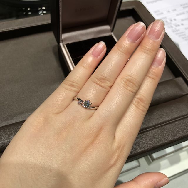 【アイプリモ(I-PRIMO)の口コミ】 デザイン、名前、そこに込められた意味含めとても素敵な指輪だと思い、買…