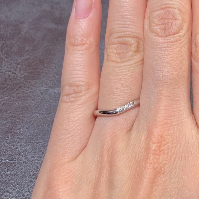 【TRECENTI(トレセンテ)の口コミ】 ウェーブの指輪を中心に探していました。指輪には「内甲丸（うちこうまる…