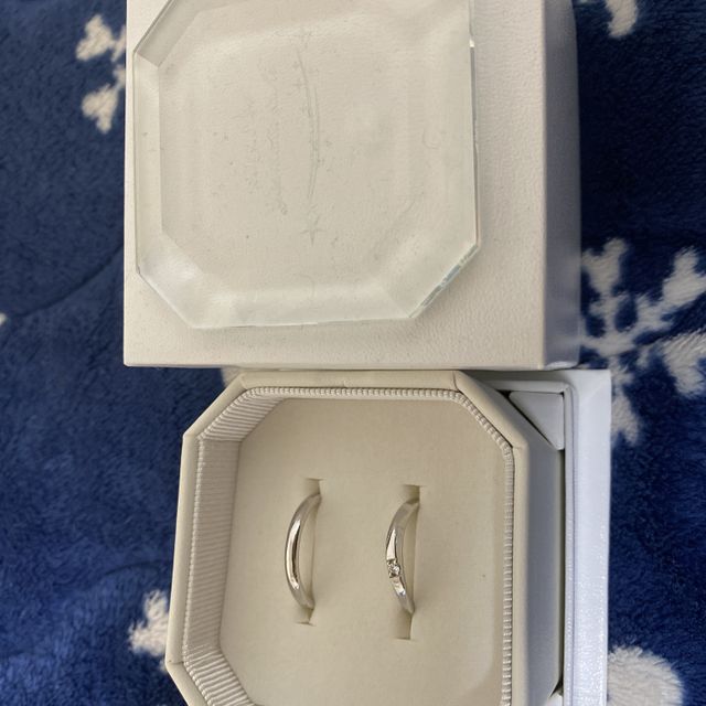 【4℃ BRIDAL(ヨンドシーブライダル)の口コミ】 キャンペーンで誕生石や刻印を無料でつけてくれる所とダイヤのランクアッ…