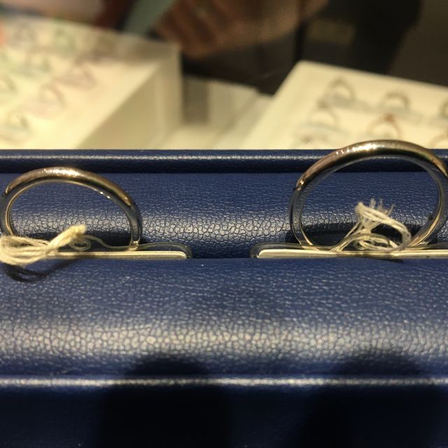 【銀座ダイヤモンドシライシの口コミ】 仕事柄、派手な指輪はつけることができないのでシンプルなものを買う予定…