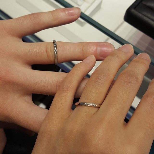 【エクセルコダイヤモンド(EXELCO DIAMOND)の口コミ】 初めはダイヤモンドシライシ ブランドの購入を考えていましたが、店頭で試…