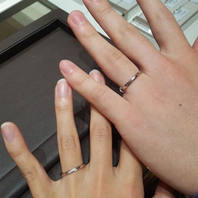 【アイプリモ(I-PRIMO)の口コミ】 値段が手が届きやすい価格でした。
また指輪について何も知らない状態で伺…