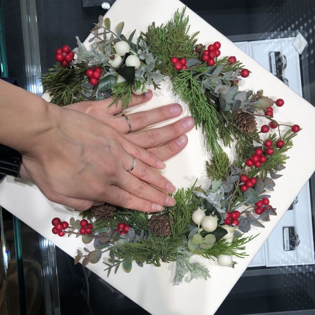 【ラザール ダイヤモンド(LAZARE DIAMOND)の口コミ】 いくつかブランドを見てつけた時のしっくりさとダイヤモンドの引っ掛かり…