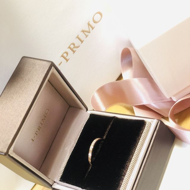 【アイプリモ(I-PRIMO)の口コミ】 婚約指輪はアイプリモでと決めていました。
実際にお店で見てみて、どの指…