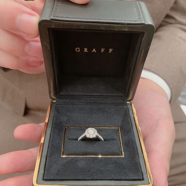 【グラフ(GRAFF)の口コミ】 店舗で予算を伝えたところ、DカラーでGIA評価もトリプルエクセレントのダ…