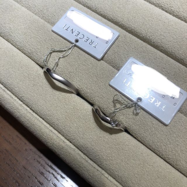 【TRECENTI(トレセンテ)の口コミ】 デザインが可愛くマット加工ができる。価格帯に関しては20万円代と比較的…