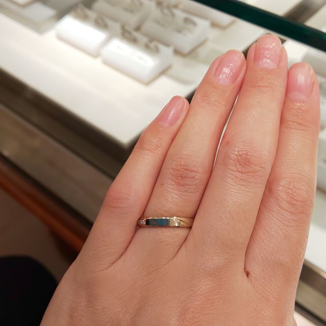 【アイプリモ(I-PRIMO)の口コミ】 元々、ストレートでダイヤが一粒だけ入っているものを探していたのですが…