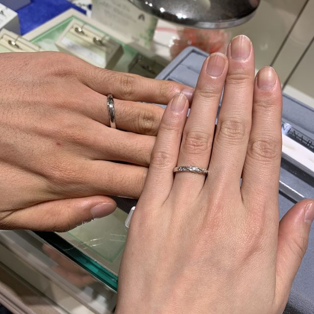 【NINA RICCI(ニナリッチ)の口コミ】 決め手は、婚約指輪のデザインにマッチしているか、です。婚約指輪も毎日…