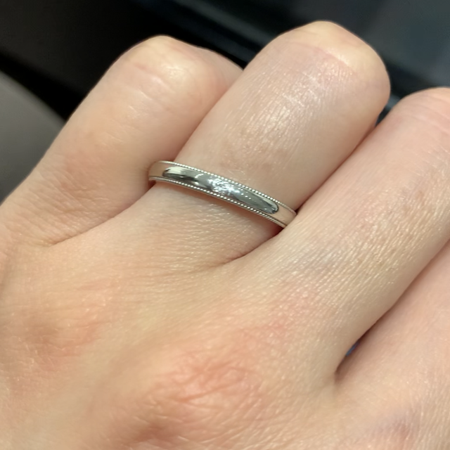 【ティファニー(Tiffany & Co.)の口コミ】 ブランドに憧れがあり、一目見にいきました。ミル打ちのデザインはシンプ…