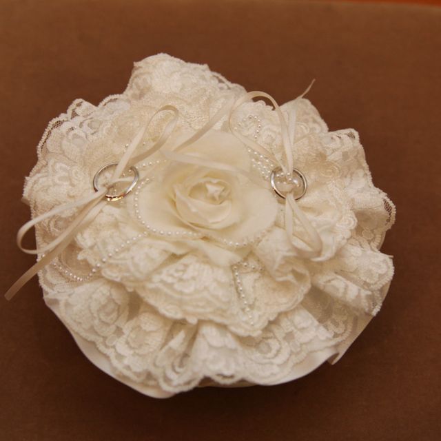 【アイプリモ(I-PRIMO)の口コミ】 購入の決めてはデザインと価格です。
婚約指輪との重ね付けも考慮して、シ…