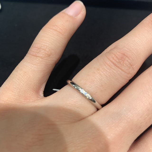 【ティファニー(Tiffany & Co.)の口コミ】 ストレートで、ダイヤが1石～5石程度のシンプルな指輪を探していて、私の…