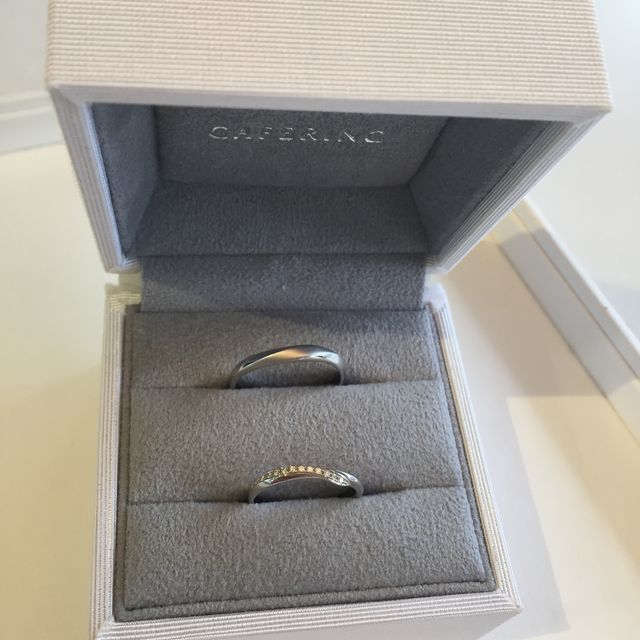 【CAFERING(カフェリング)の口コミ】 着け心地がとても良く指に馴染みやすかったです。ダイヤが入ったものを探…