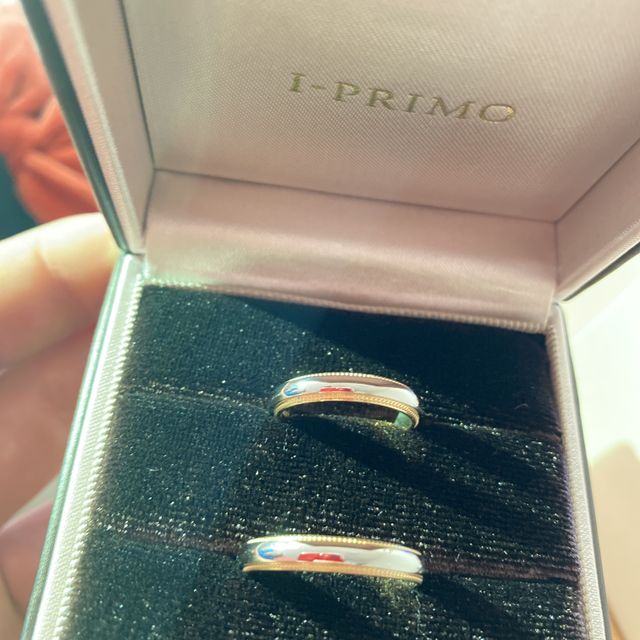 【アイプリモ(I-PRIMO)の口コミ】 2人とも全く同じ形の物を身につけたいと思っていた中で
数種類あるBOXの中…