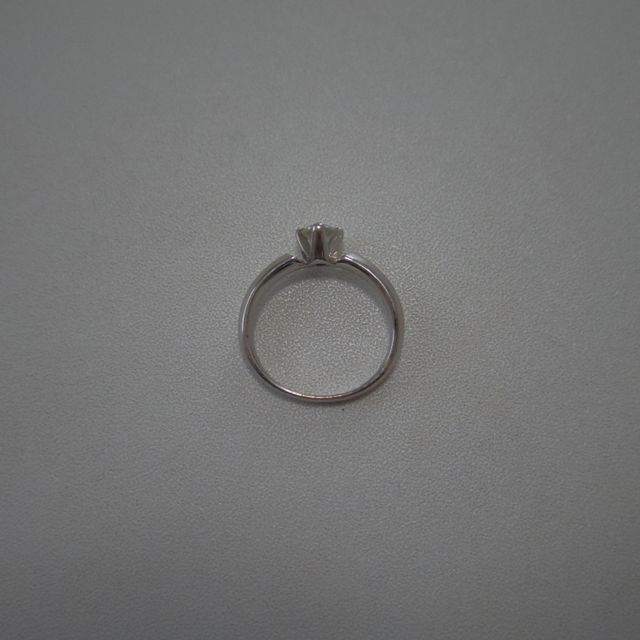 【日本ダイヤモンド貿易の口コミ】 細身のリングが似合わず、他所のお店ではなかなか納得出来るデザインのリ…