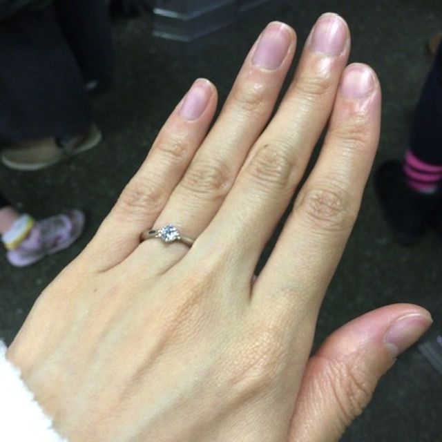 【アイプリモ(I-PRIMO)の口コミ】 ひっかかるのがきになったのでダイヤがやや埋め込まれているデザインとし…