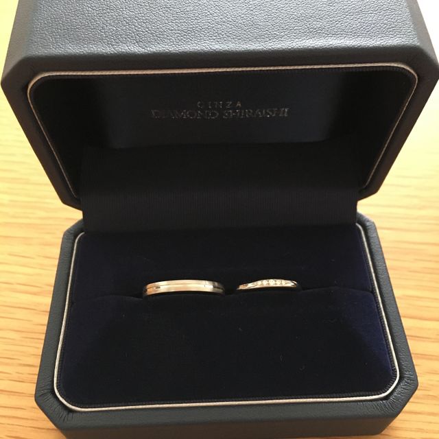 【銀座ダイヤモンドシライシの口コミ】 最初は旦那さんが気に入ったデザインでした！
ペアのデザインの物にしたい…