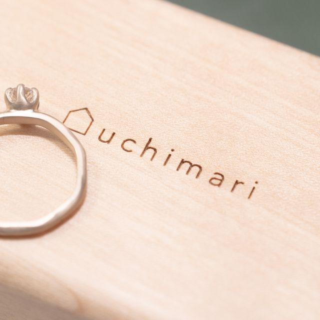 【uchimari(ウチマリ)の口コミ】 2人で手作りできる指輪ということで前々から注目していたところ、ダイヤモ…
