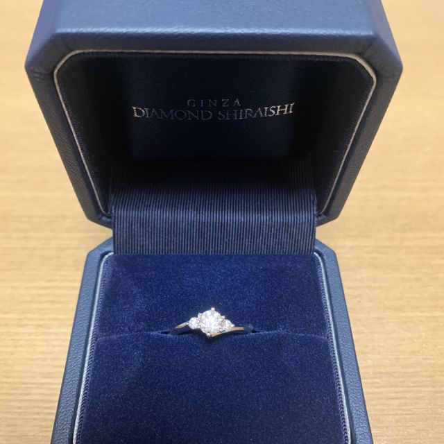 【銀座ダイヤモンドシライシの口コミ】 担当してくださったお姉さんがとても親身にしてくださり、長時間わたした…