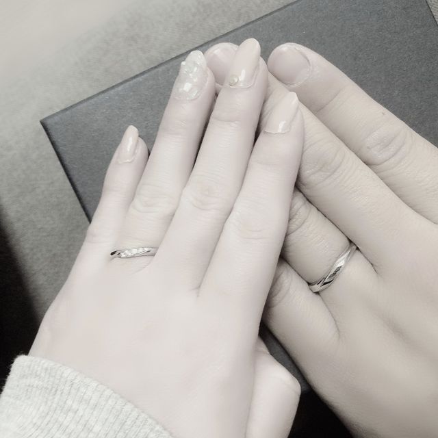 【銀座ダイヤモンドシライシの口コミ】 指輪のデザインはもちろんのこと
普段使用するものだからこそ
フィット感…
