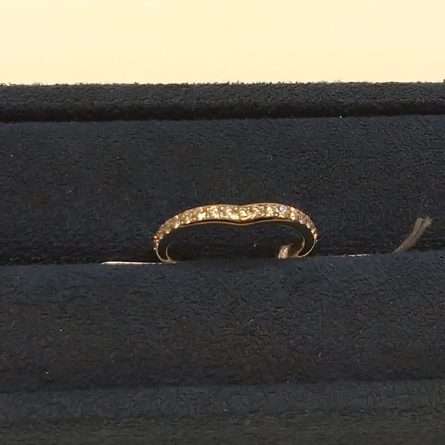 【4℃ BRIDAL(ヨンドシーブライダル)の口コミ】 4℃ブライダルはダイヤの品質をあげられて自分好みの指輪にする事が出来る…