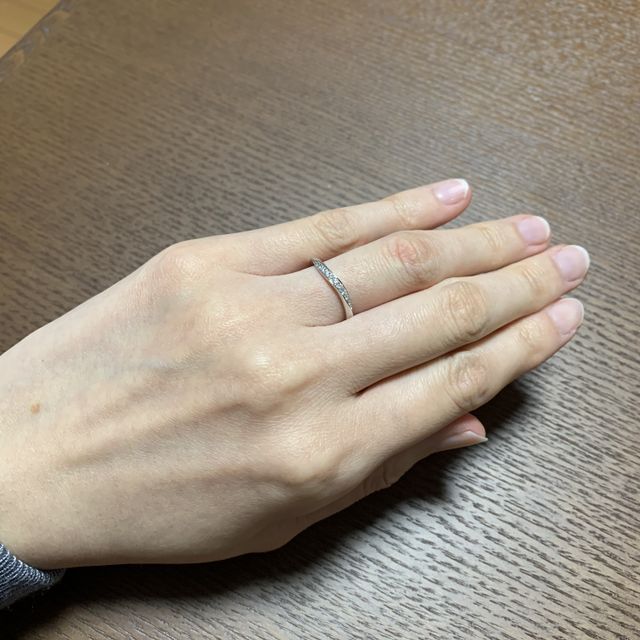 【アイプリモ(I-PRIMO)の口コミ】 デザインとつけ心地で決めました。結婚雑誌の中で好みのデザインが多いの…