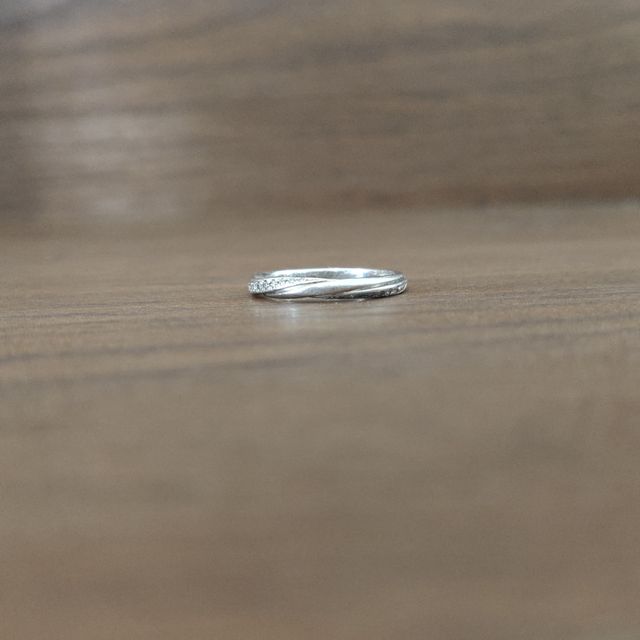 【銀座ダイヤモンドシライシの口コミ】 私はシンプルで歳をとってはめていても素敵なものを、主人は他人と違うも…