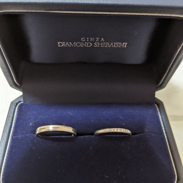 【銀座ダイヤモンドシライシの口コミ】 もともと購入済だった婚約指輪と一緒に着けられるデザインのものが良かっ…