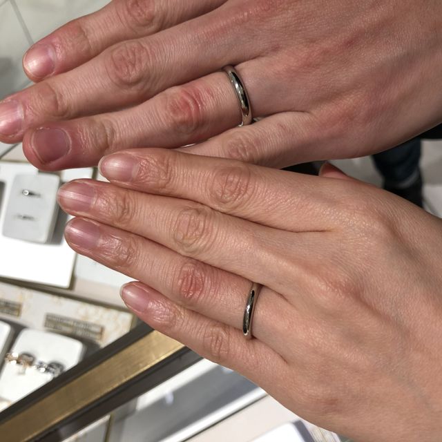 【ショーメ(CHAUMET)の口コミ】 どんな世代でも、シンプルなので飽きずに毎日ずーっとつけていられる指輪…