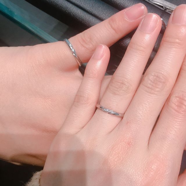 【エクセルコダイヤモンド(EXELCO DIAMOND)の口コミ】 綺麗目でかっこいいデザインが多いです。種類が豊富でたくさんの中から自…